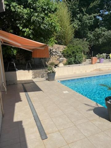L'Appartement Du Micocoulier Salon-de-Provence Exteriér fotografie